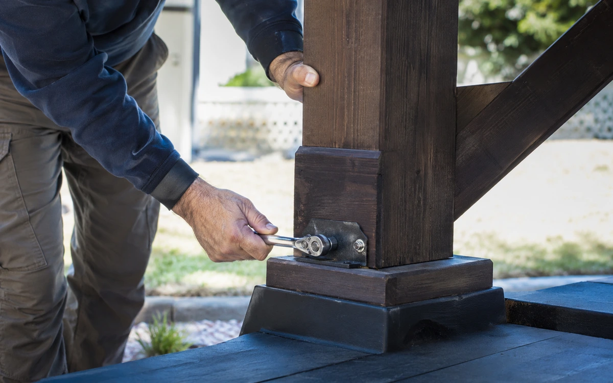 Gazebo moving contractor